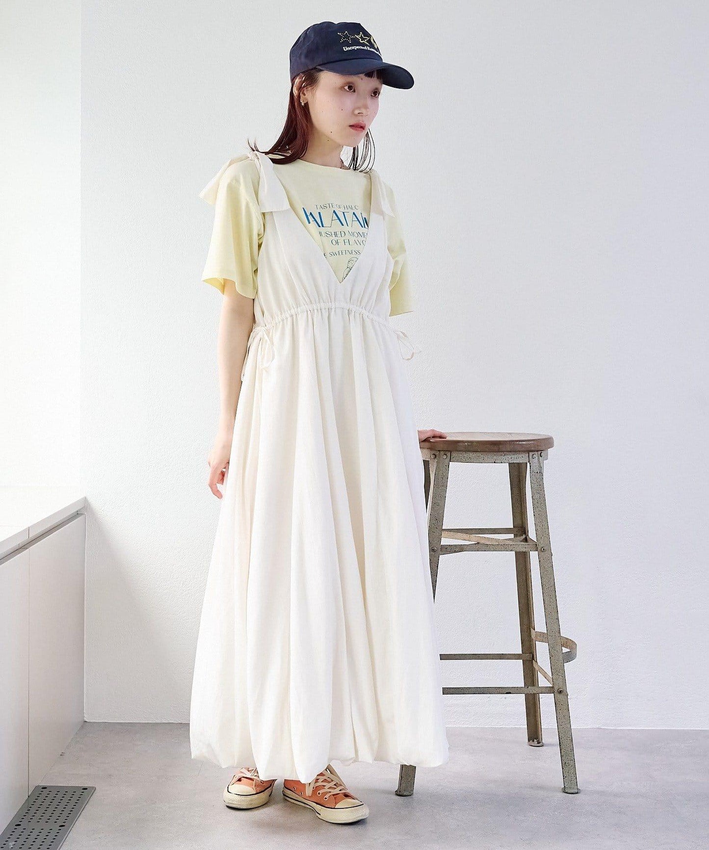 肩部蝴蝶結 蓬鬆廓形 連衣裙