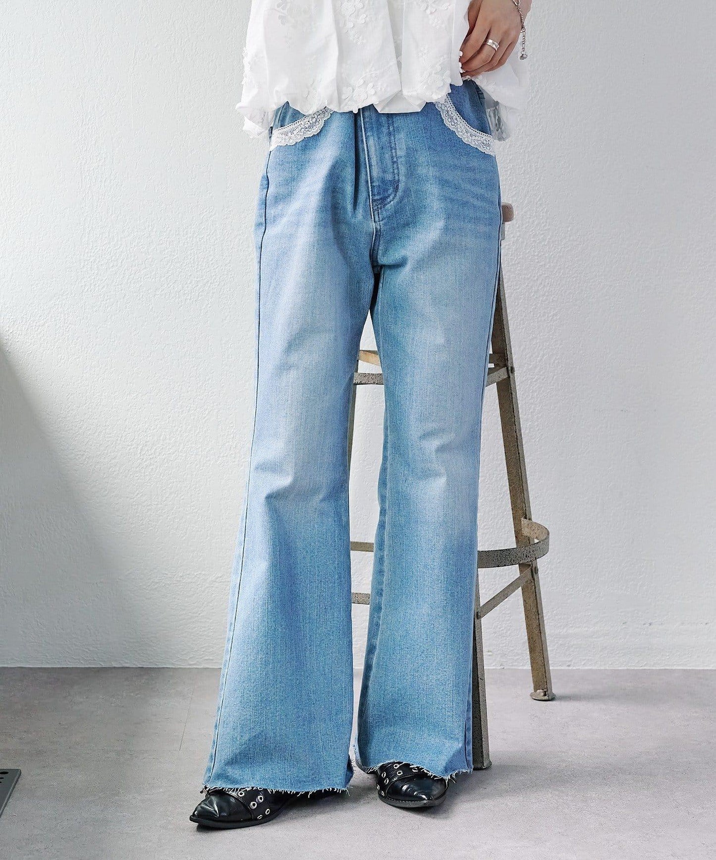 蕾絲拼接 喇叭 牛仔 褲子