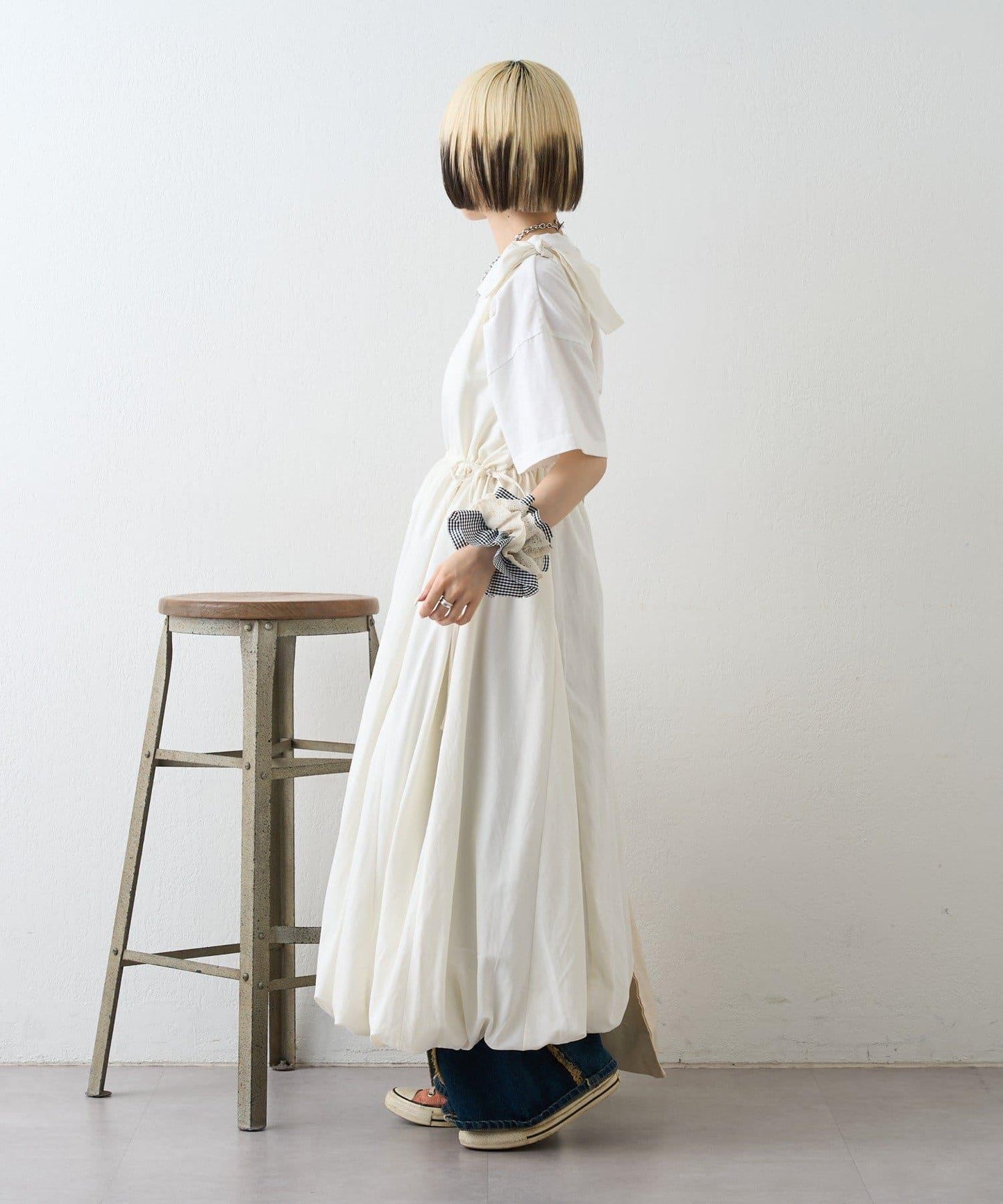 肩部蝴蝶結 蓬鬆廓形 連衣裙