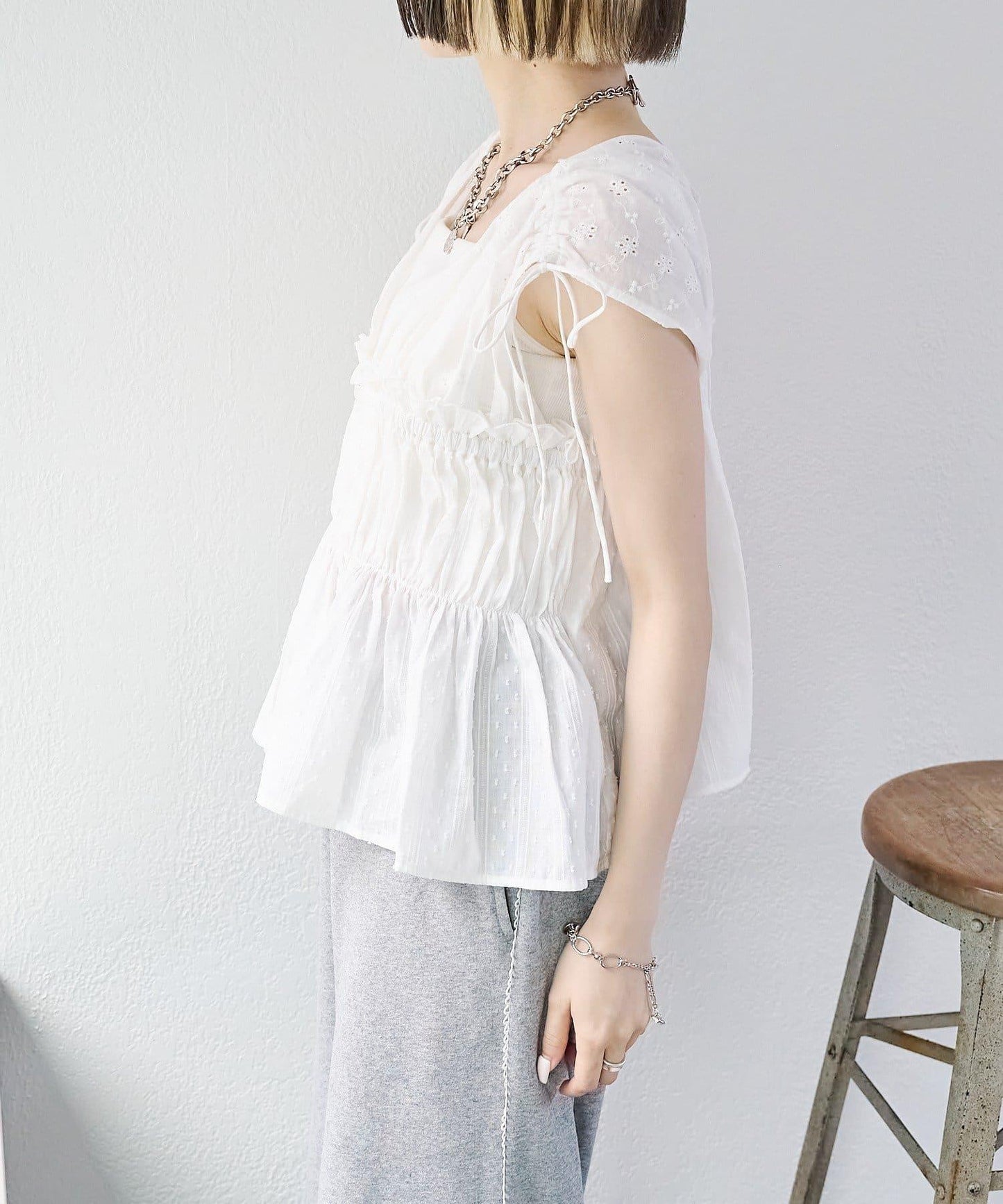 w closet 蕾絲拼接 抽繩 襯衫