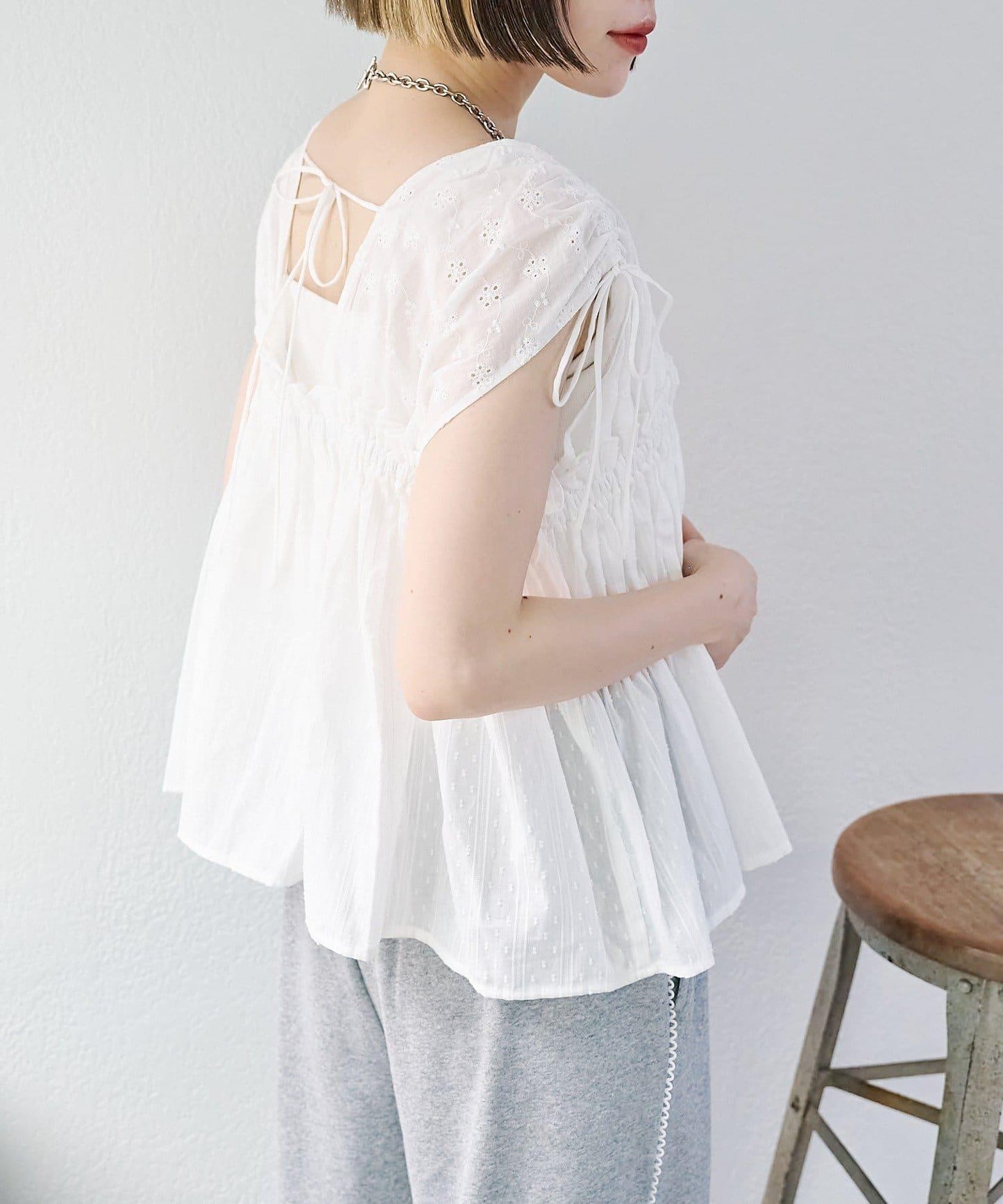 w closet 蕾絲拼接 抽繩 襯衫