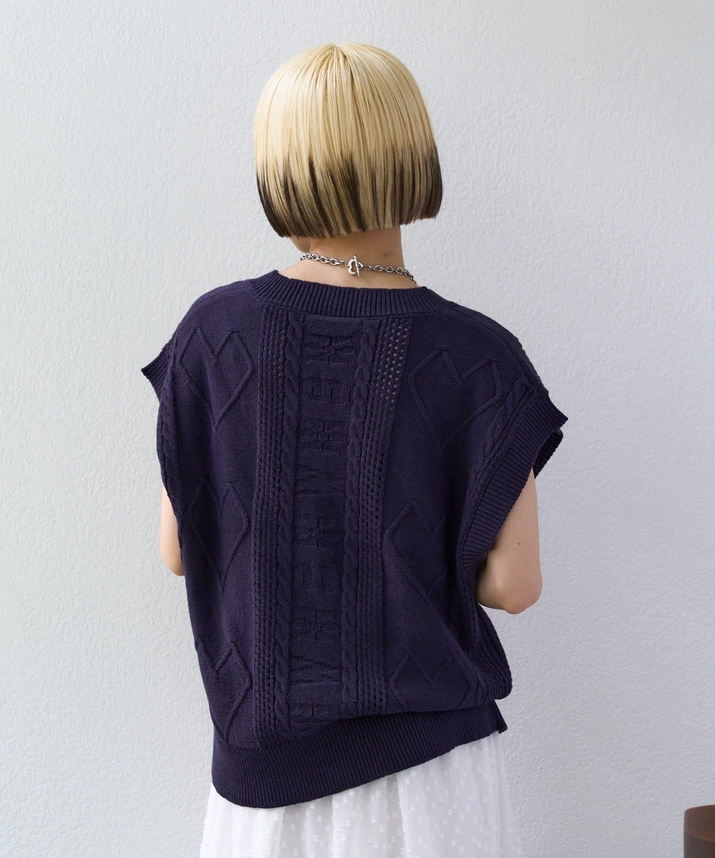 w closet 愛心刺繡 針織背心