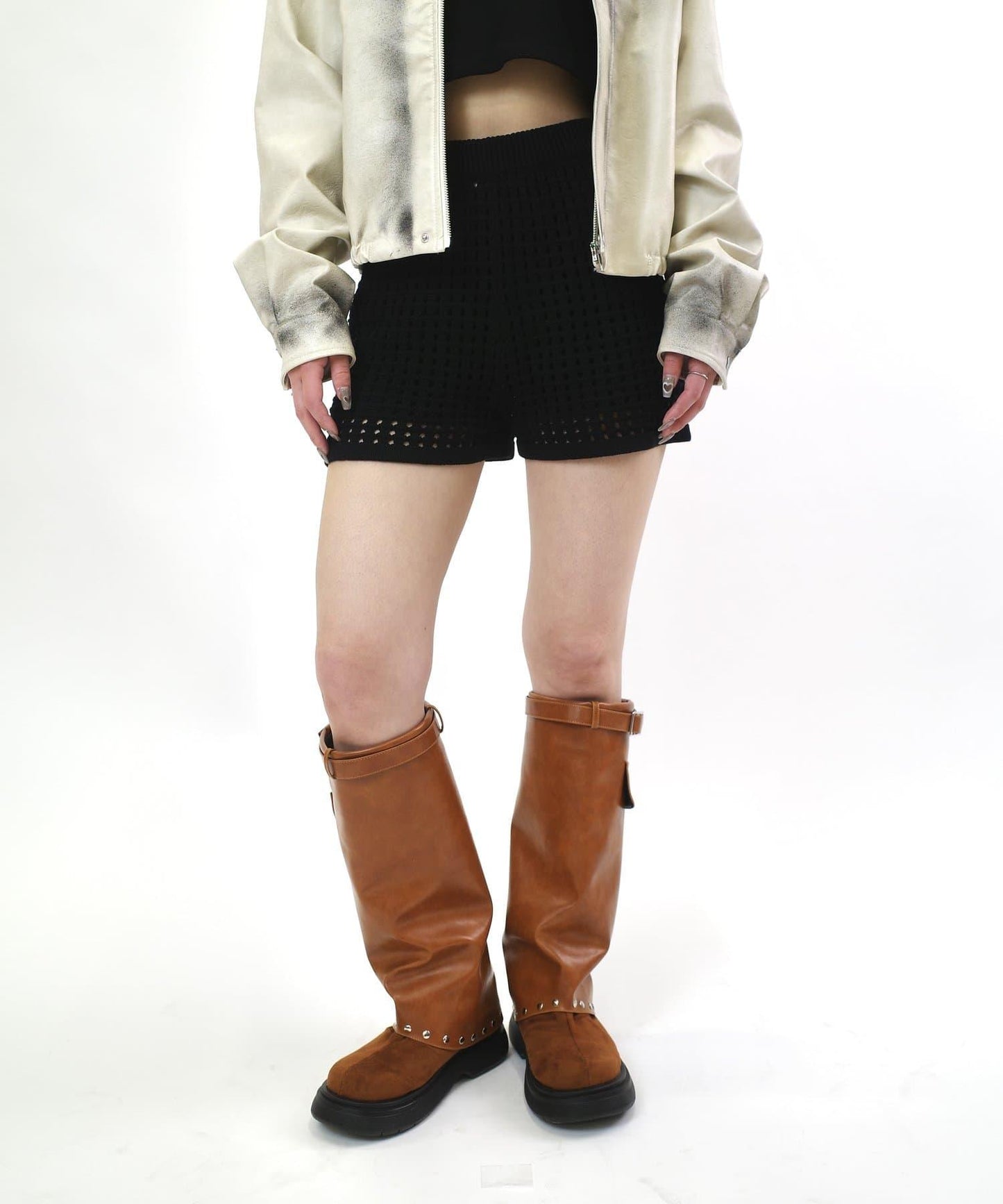 鏤空針織短褲