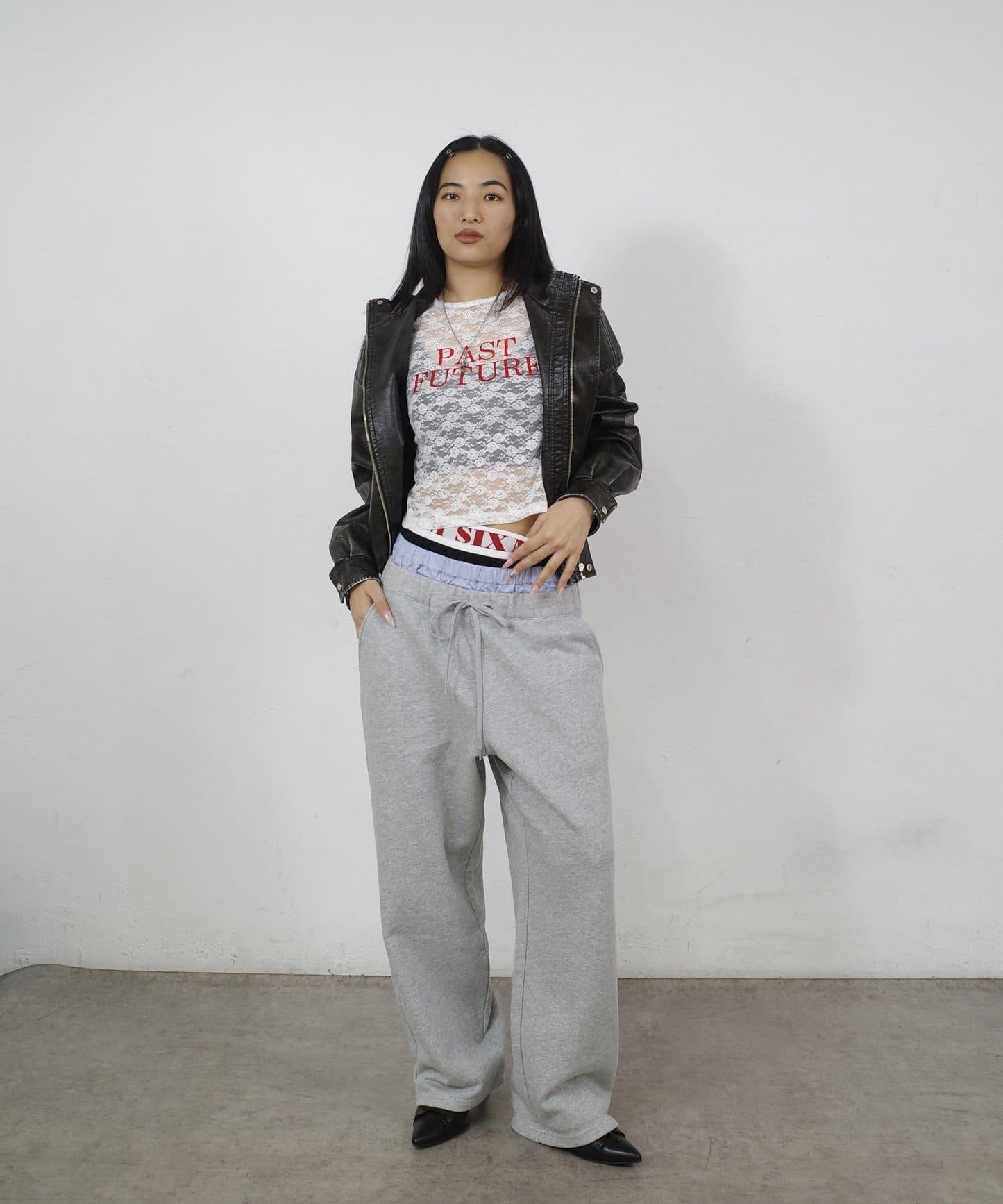 WHO'S WHO gallery FUTURE 蕾絲T恤