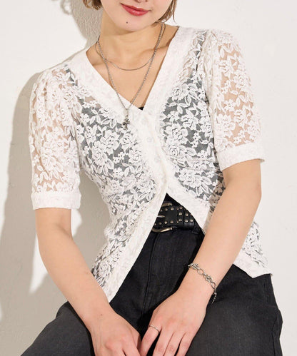泡泡袖蕾絲V領短袖襯衫
