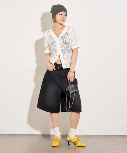 泡泡袖蕾絲V領短袖襯衫