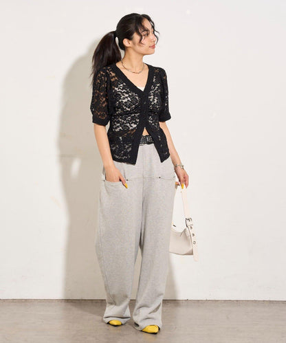 泡泡袖蕾絲V領短袖襯衫