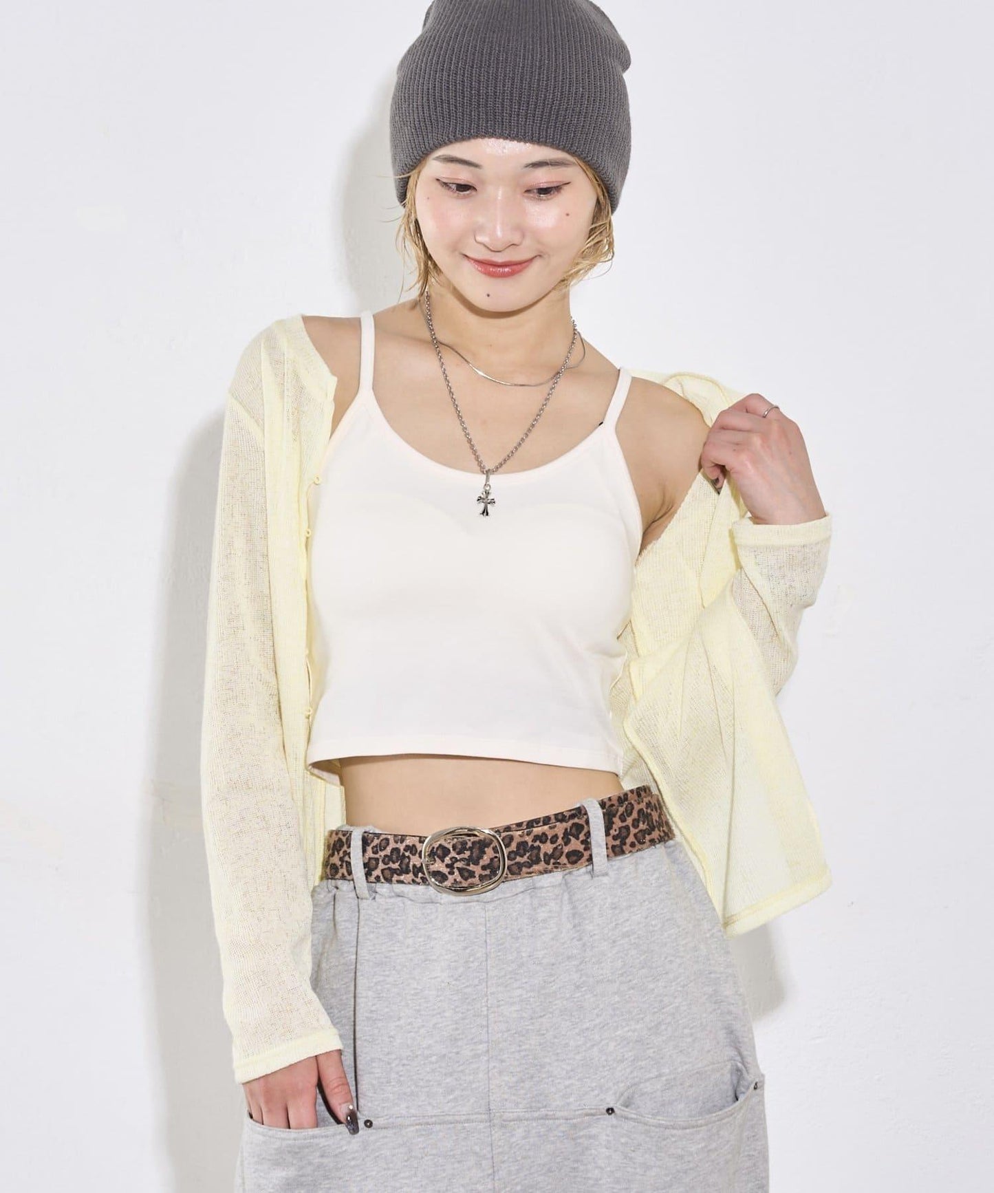 WHO'S WHO gallery 帶胸墊吊帶背心