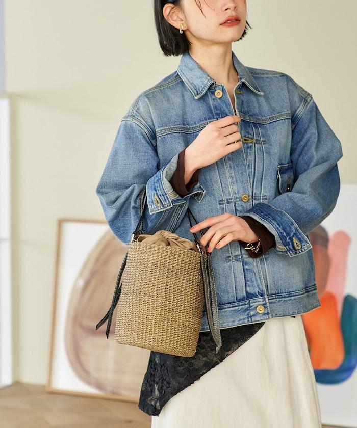 細緻蕉麻桶型單肩包