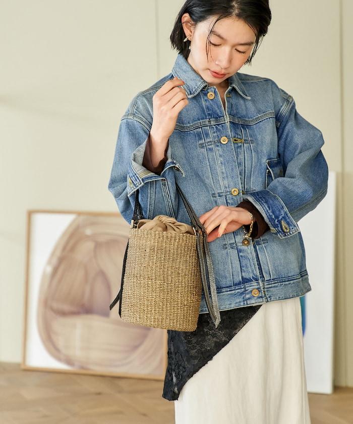 細緻蕉麻桶型單肩包