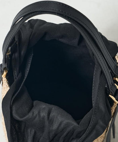 細緻蕉麻桶型單肩包