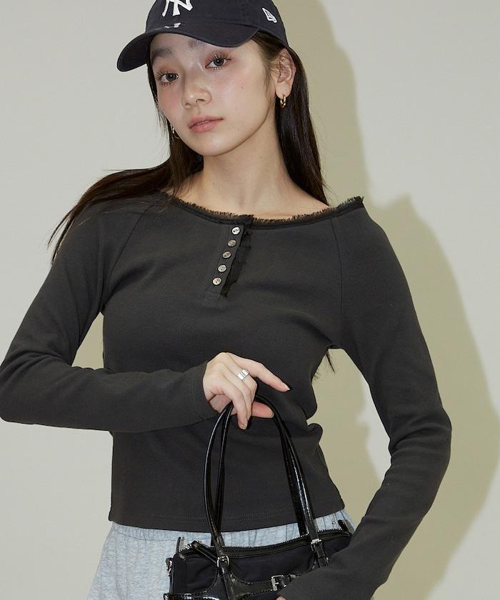 領口蕾絲拼接 長袖 T恤