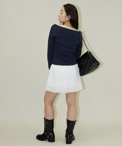 領口蕾絲拼接 長袖 T恤