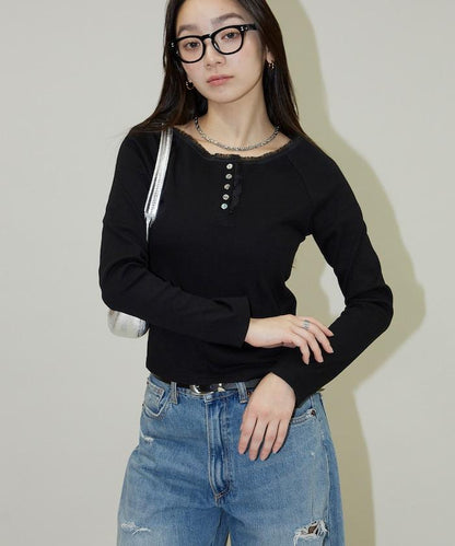 領口蕾絲拼接 長袖 T恤