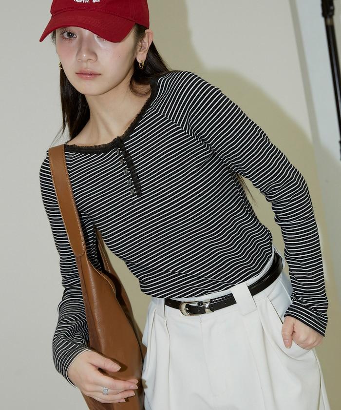 領口蕾絲拼接 長袖 T恤