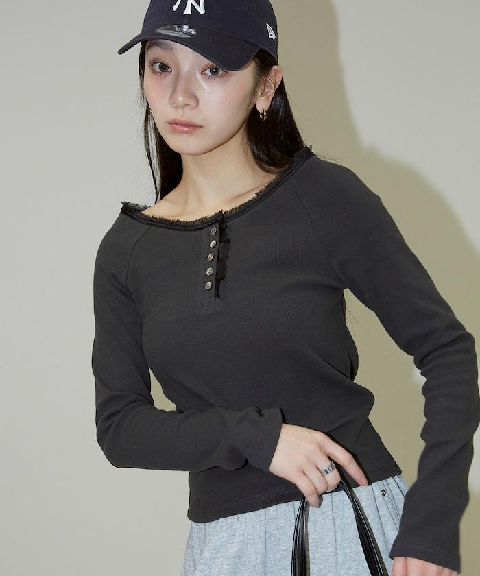 領口蕾絲拼接 長袖 T恤