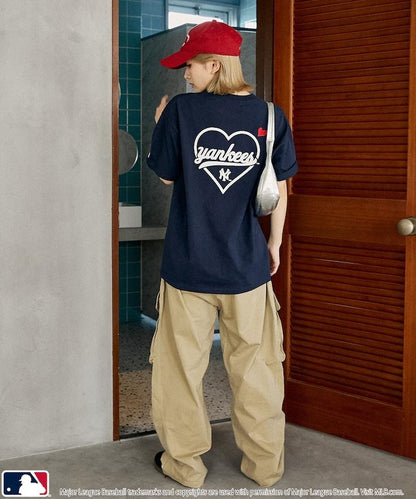 聯名 MLB 後背愛心印花 T恤