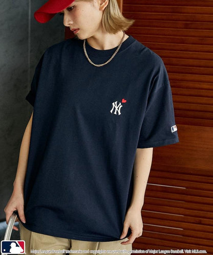 聯名 MLB 後背愛心印花 T恤