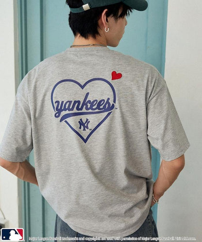 聯名 MLB 後背愛心印花 T恤