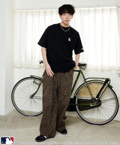 聯名 MLB 後背愛心印花 T恤