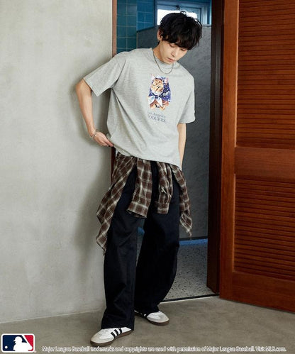 聯名 MLB 動物印花T恤