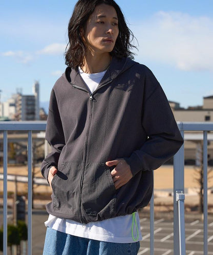 抽繩 科技風 口袋 拉鍊 保暖尼龍 連帽外套