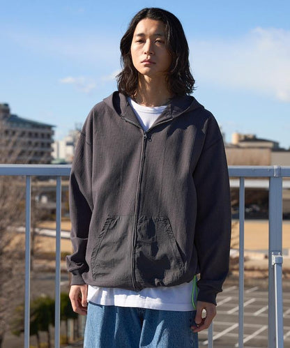 抽繩 科技風 口袋 拉鍊 保暖尼龍 連帽外套