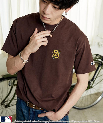 MLB 聯名款 小花刺繡 點綴設計 T恤