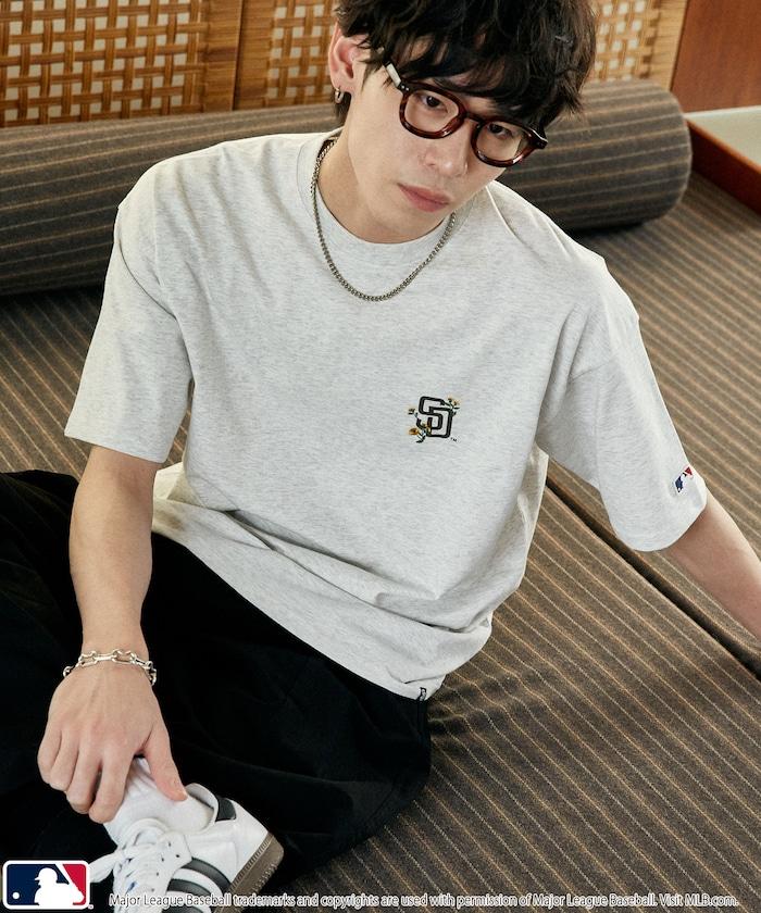 MLB 聯名款 小花刺繡 點綴設計 T恤