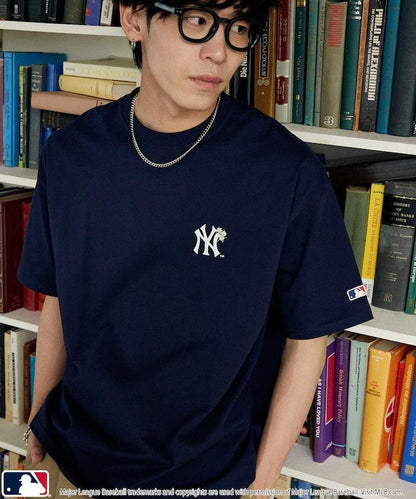 MLB 聯名款 小花刺繡 點綴設計 T恤