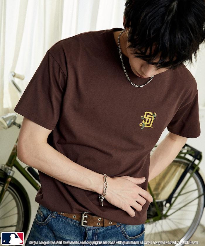 MLB 聯名款 小花刺繡 點綴設計 T恤