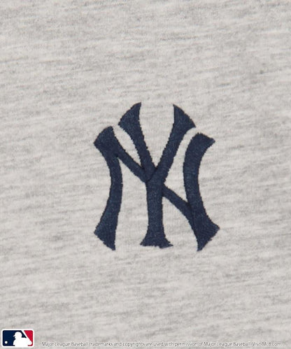 聯名 MLB 後背頭巾印花 T恤