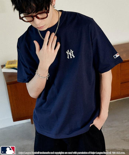 聯名 MLB 後背頭巾印花 T恤