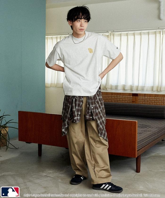 聯名 MLB 後背頭巾印花 T恤