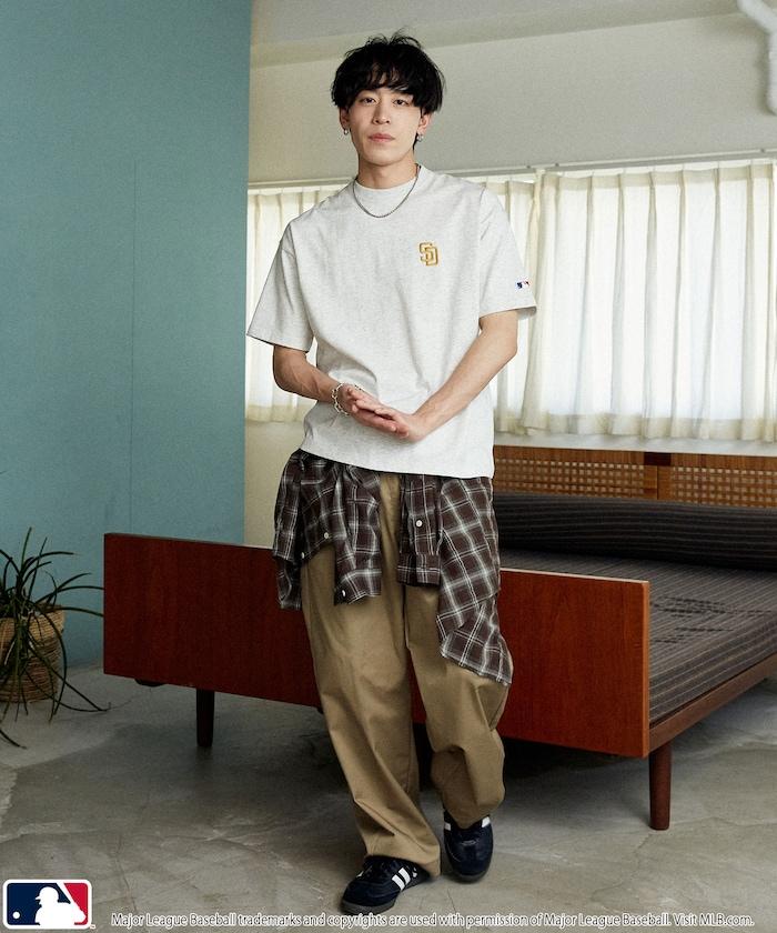 聯名 MLB 後背頭巾印花 T恤