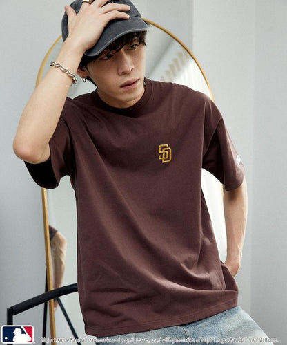 聯名 MLB 後背頭巾印花 T恤