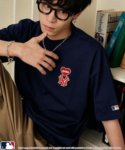 聯名款 MLB 單點心形圖案 T恤