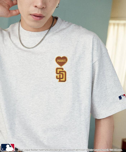 聯名款 MLB 單點心形圖案 T恤