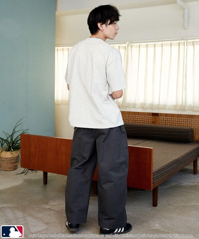 聯名款 MLB 單點心形圖案 T恤