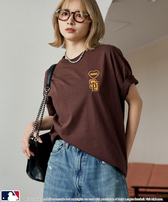 聯名款 MLB 單點心形圖案 T恤