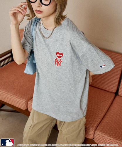 聯名款 MLB 單點心形圖案 T恤