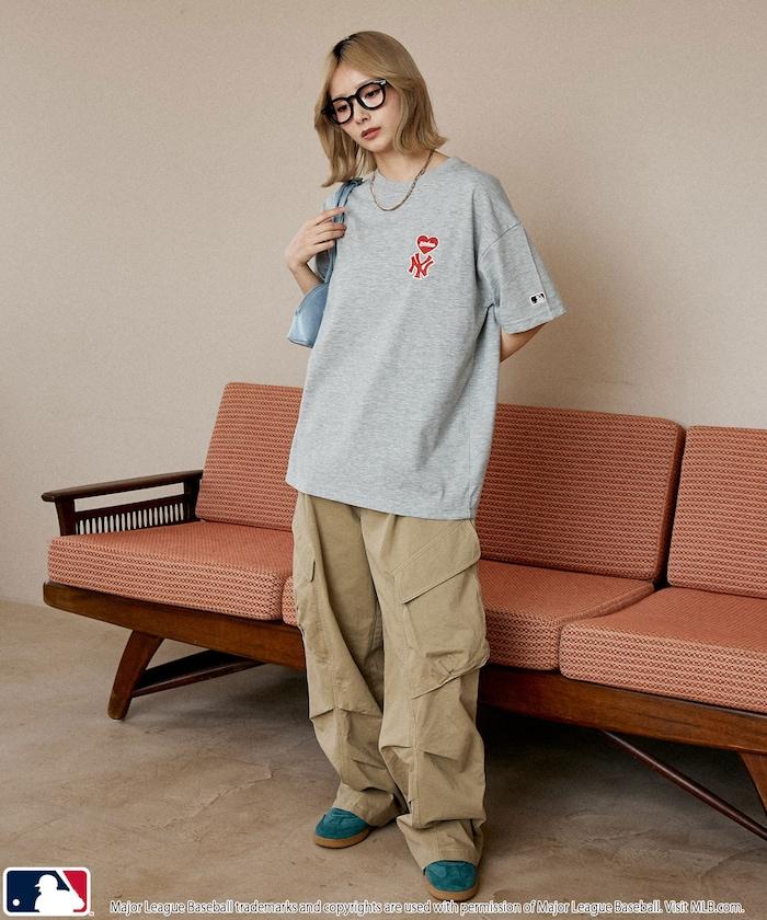 聯名款 MLB 單點心形圖案 T恤