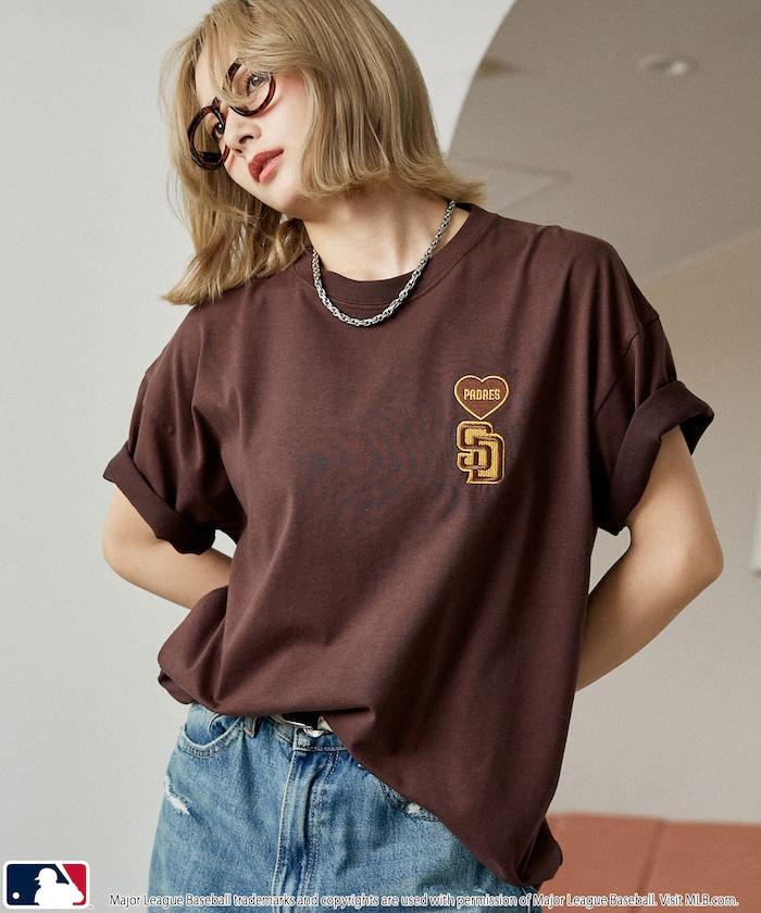 聯名款 MLB 單點心形圖案 T恤