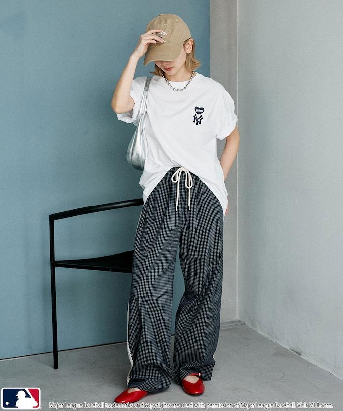 聯名款 MLB 單點心形圖案 T恤