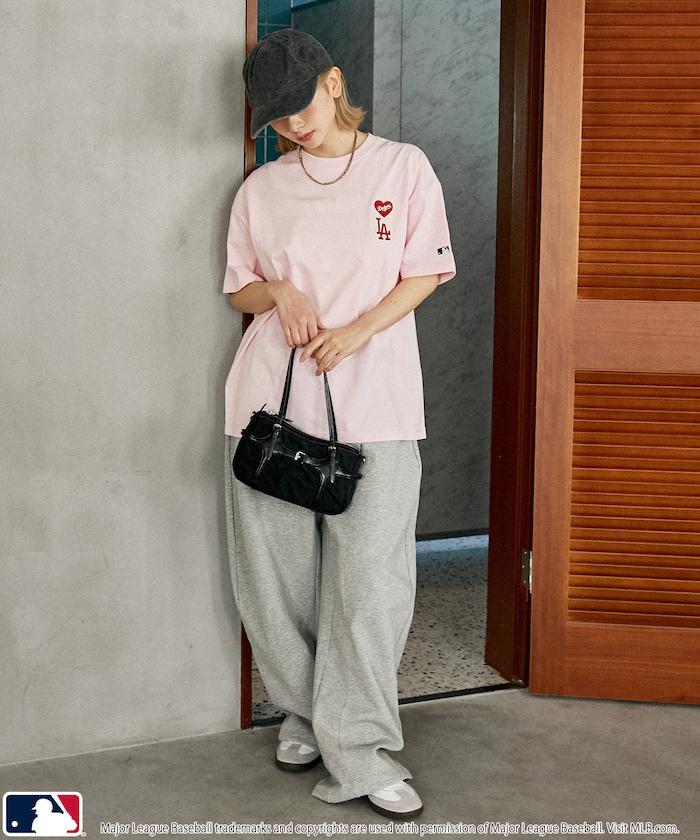 聯名款 MLB 單點心形圖案 T恤