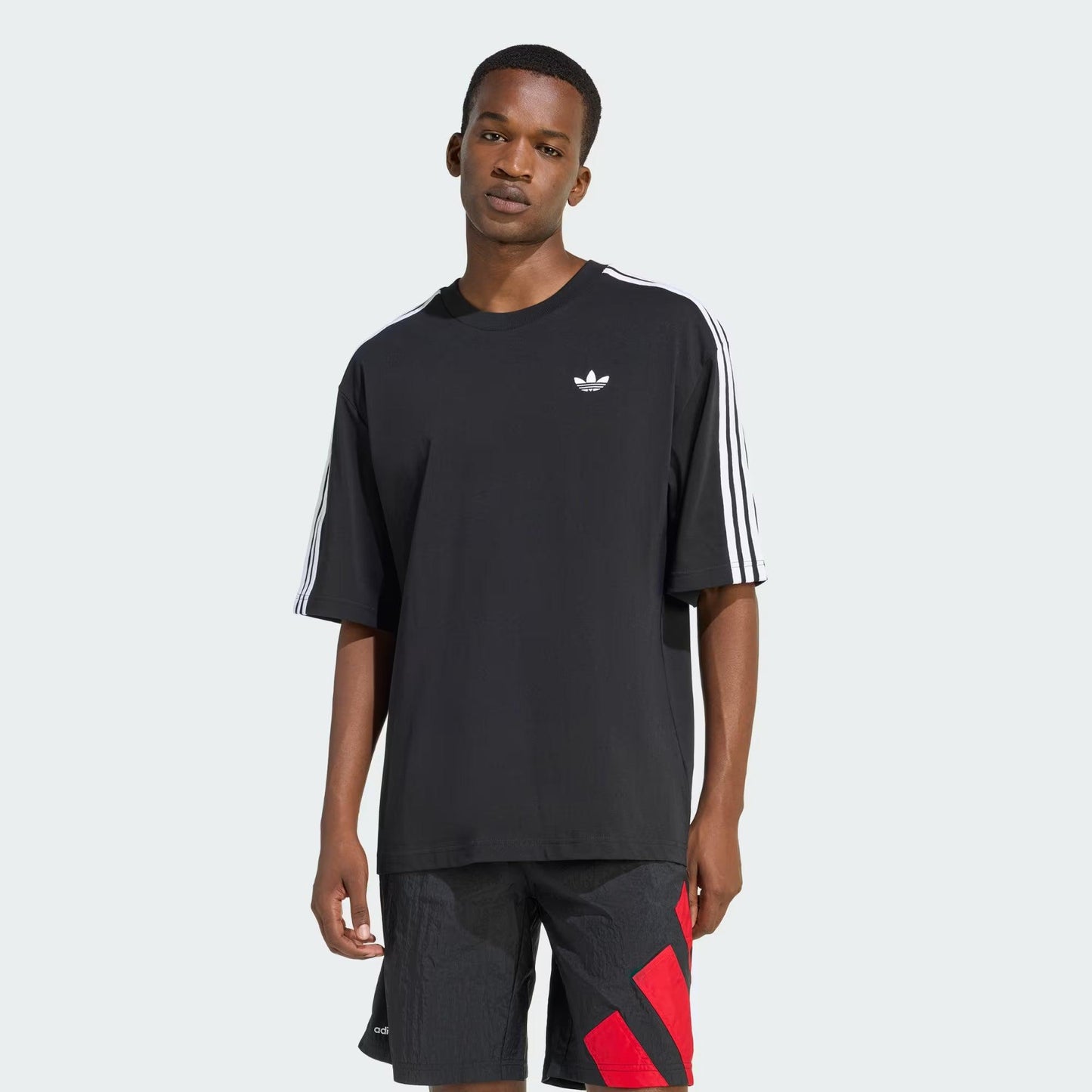 adidas ADICOLOR 3-STRIPES OVERSIZED TEE 寬鬆版 三條紋設計 T恤