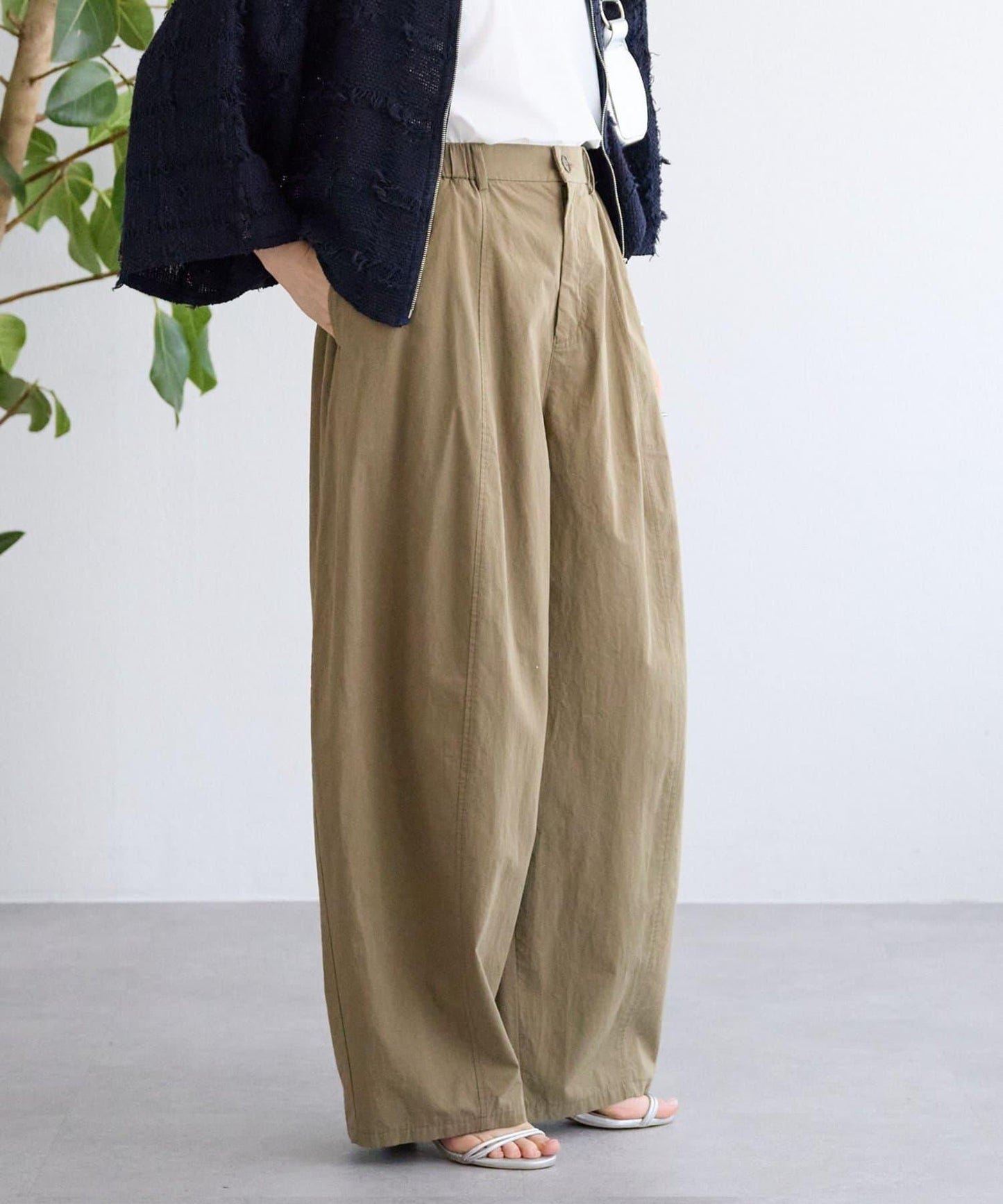 棉質彎刀版型褲子