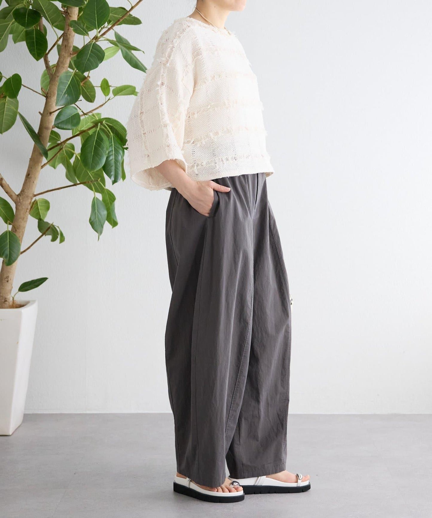 棉質彎刀版型褲子