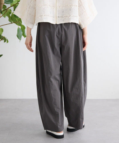 棉質彎刀版型褲子