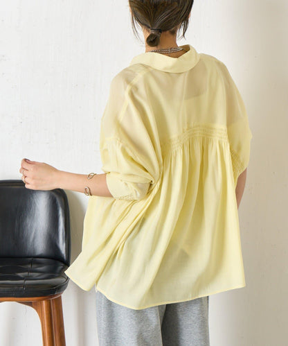 後弧形抽褶設計襯衫